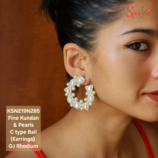 Fine Kundan 'C' type earrings with Cz & pearls