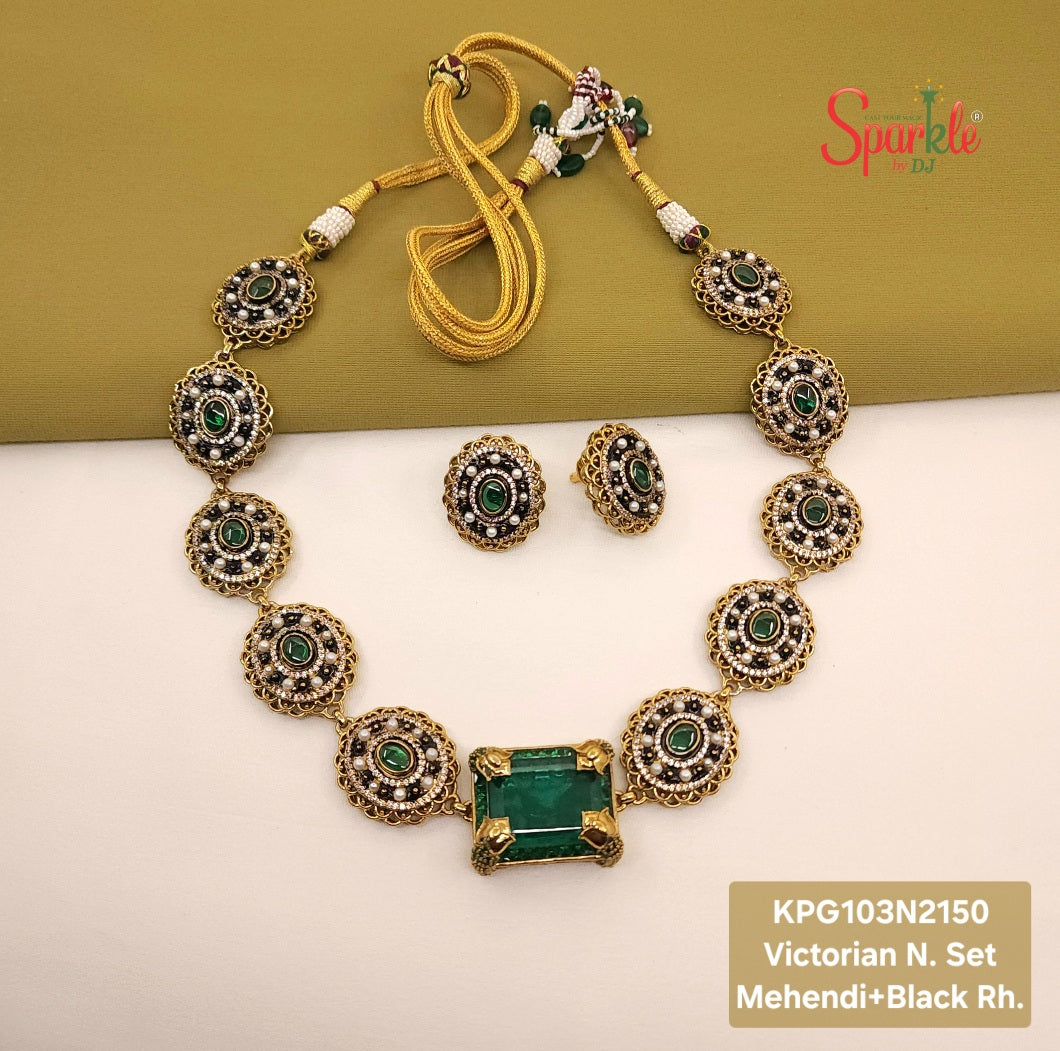 Renaissance Necklace Set with semiprecious stones