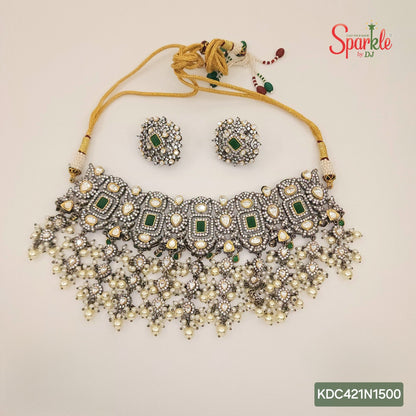 Fine kundan choker set with studs