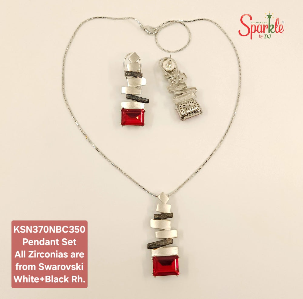 Designer Pendant Set