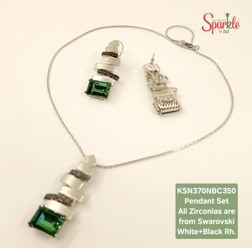 Designer Pendant Set