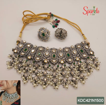 Fine kundan choker set with studs