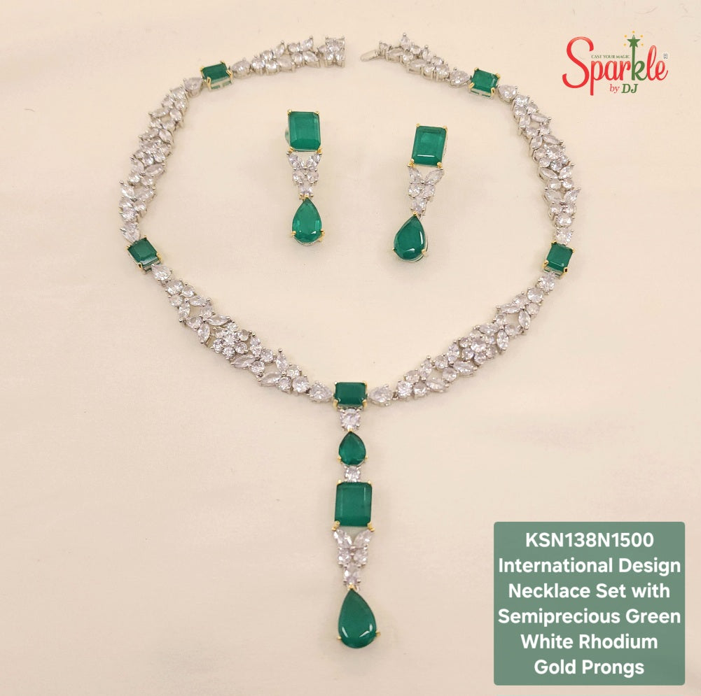 International design Pendant Style Necklace set with semiprecious colour stones