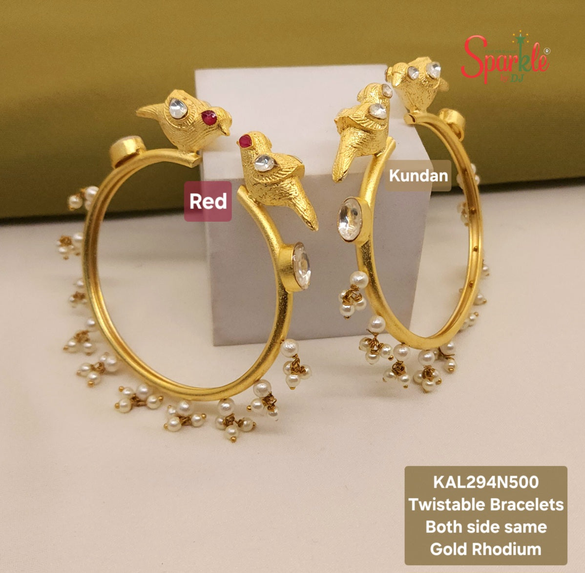 Twistable parrot kundan bracelet with pearls