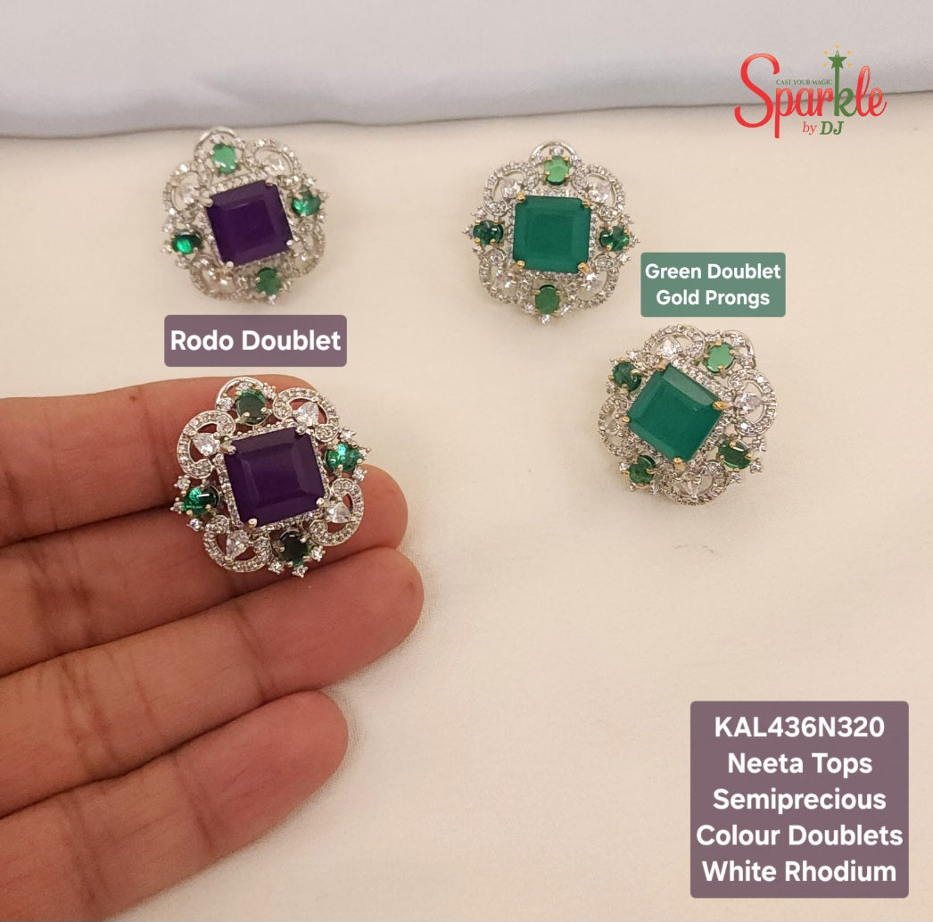 Ear Studs with Semiprecious round Pota & Green Doublets