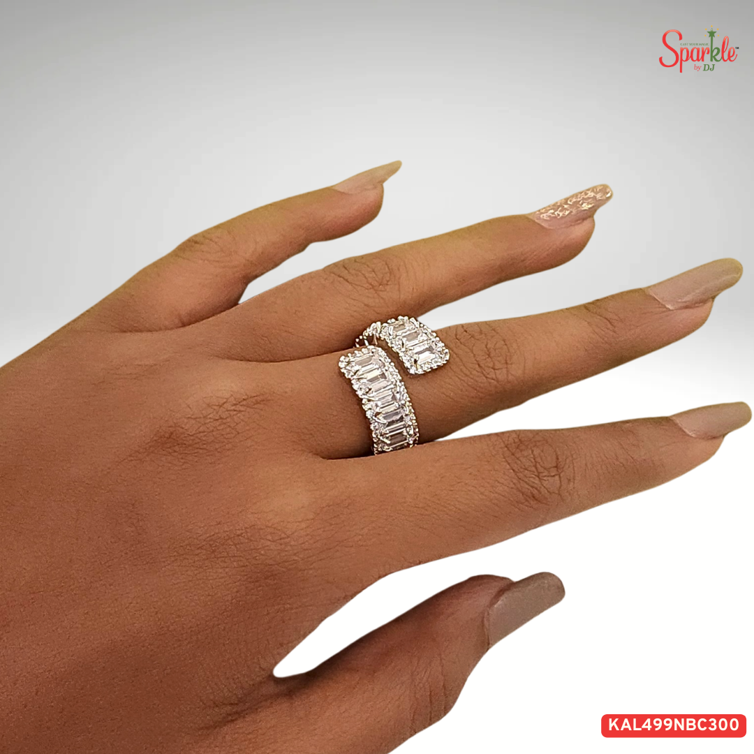 Spiral Finger Ring with Korean zirconias - SparklebyDJ