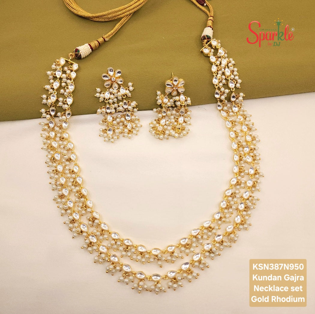 Traditional Kundan & Pearls multilayer chunky Necklace Set
